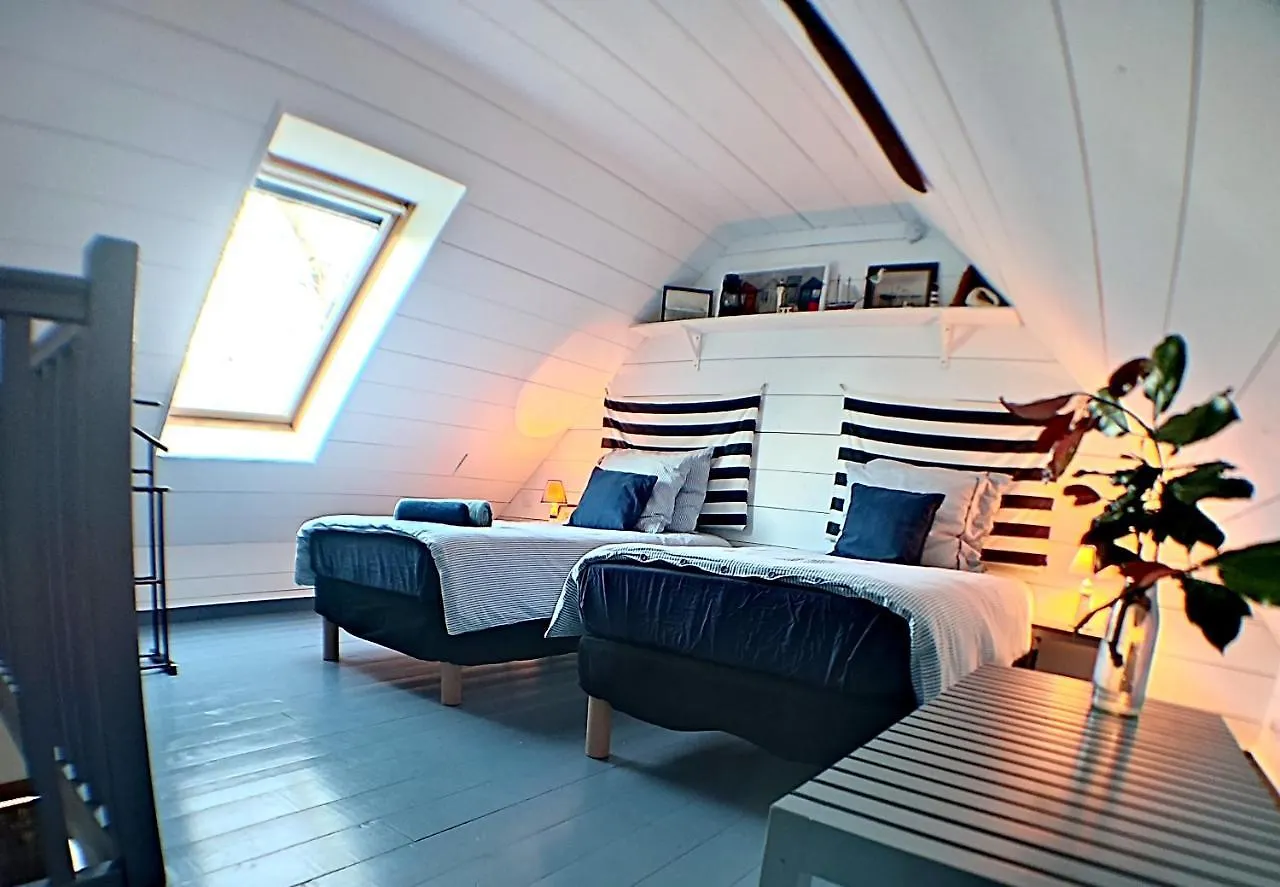 Guest house La Tisserande : Maison D'Hotes Creative & Ecologique Saint-Thegonnec Loc-Eguiner