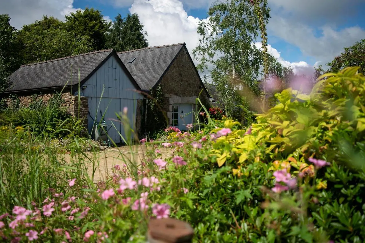 La Tisserande : Maison D'Hotes Creative & Ecologique Saint-Thegonnec Loc-Eguiner Guest house