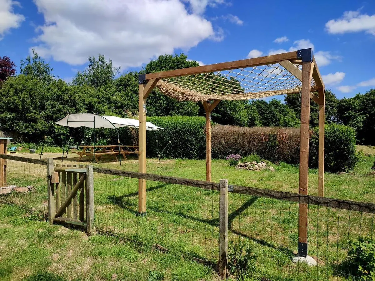La Tisserande : Maison D'Hotes Creative & Ecologique Saint-Thegonnec Loc-Eguiner Guest house