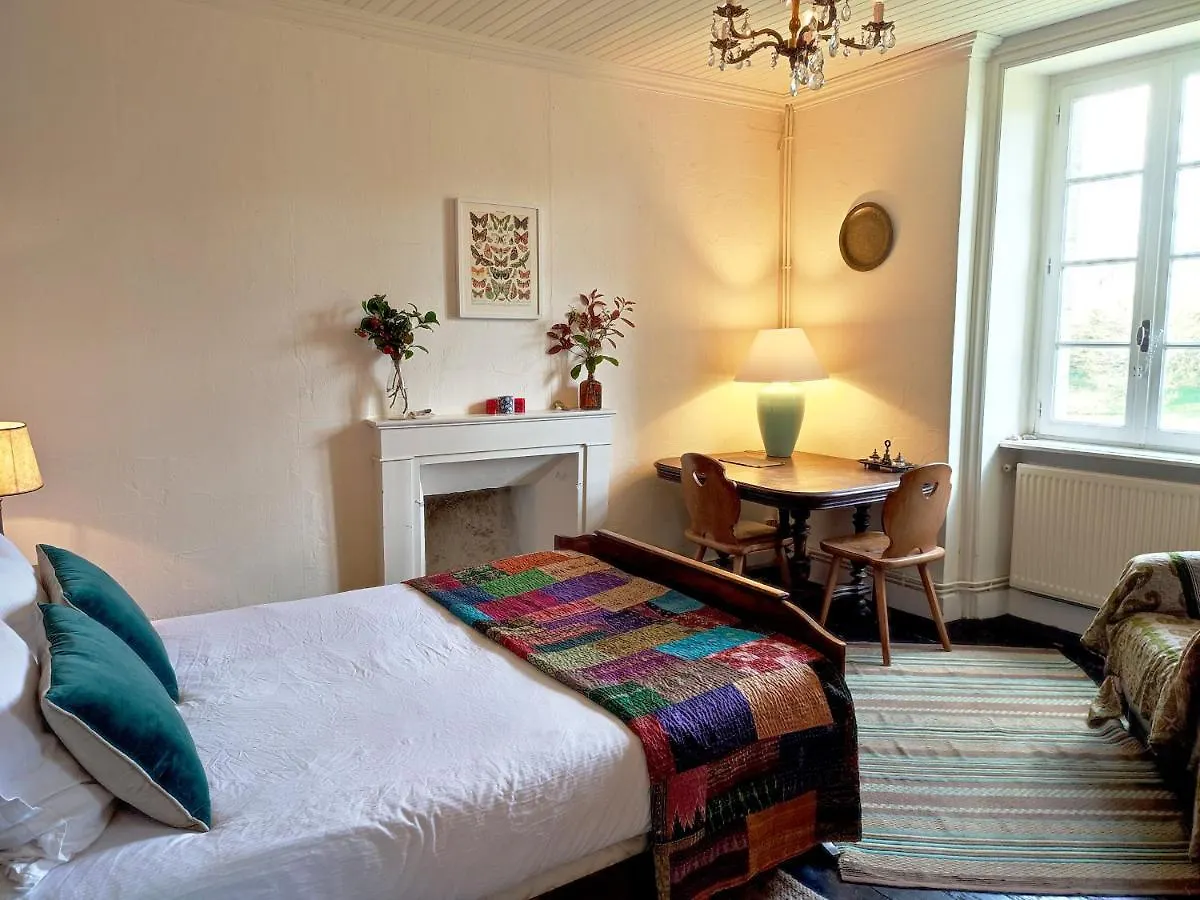 La Tisserande : Maison D'Hotes Creative & Ecologique Saint-Thegonnec Loc-Eguiner France