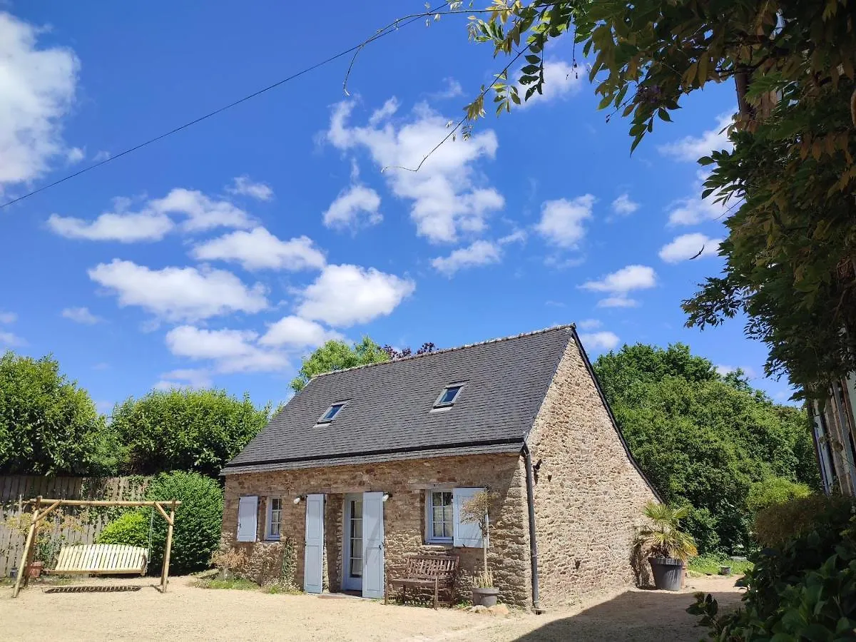 La Tisserande : Maison D'Hotes Creative & Ecologique Saint-Thegonnec Loc-Eguiner 0*,